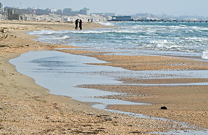    Пляжи в районе Витязева, Краснодарский край, весна 2026 года.Игорь Онучин/ТАСС