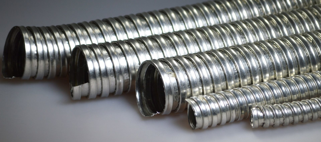 Металлорукав — когда пластик бессилен