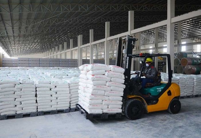 Момент из производства строительных смесей