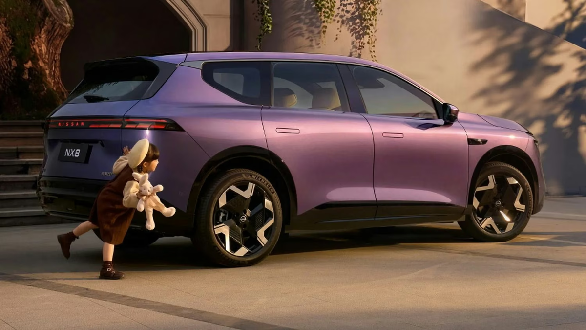 Nissan NX8 (Ниссан НХ8)