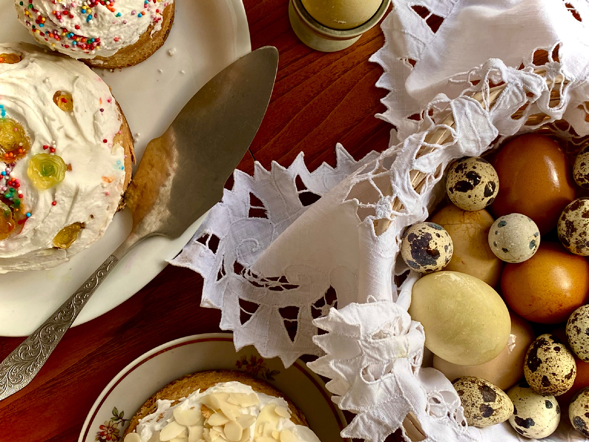 Люблю добавлять натуральный текстиль, он идеально подходит для пасхальных праздников.