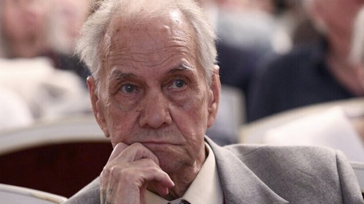 На фото Юрий Каюров