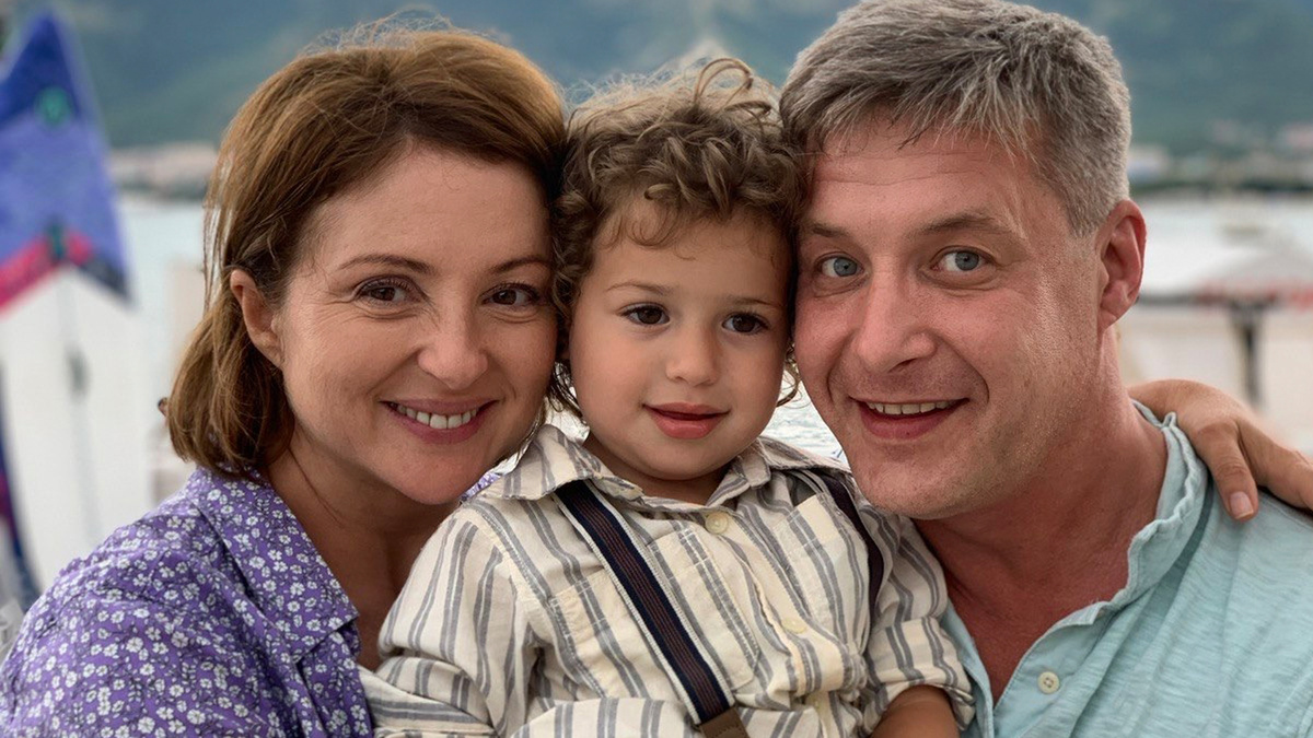 Анна Банщикова и Александр Макогон, кадр из сериала «Ищейка»