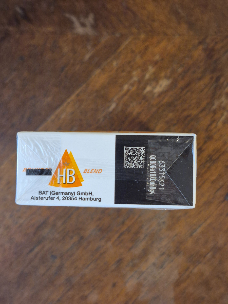 Название производителя и юридический адрес 