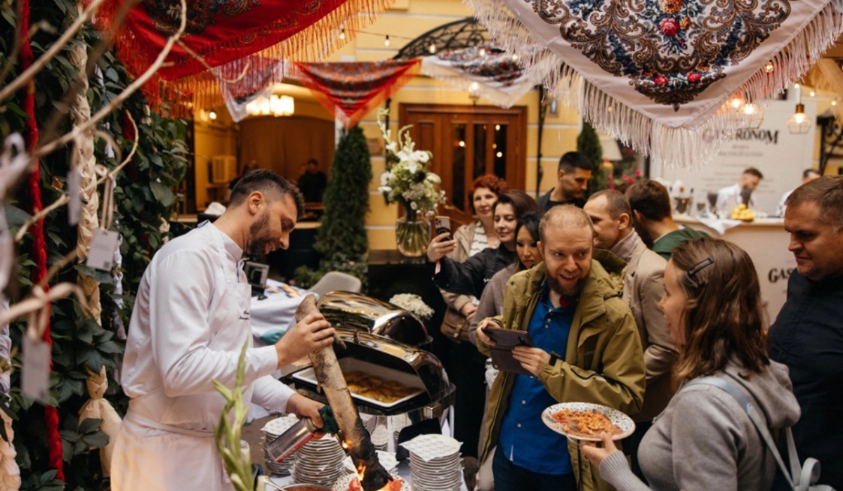     "Сказочный Пикник Гельвеции". Источник: rg.ru Автор фото: Пресс-служба мероприятия