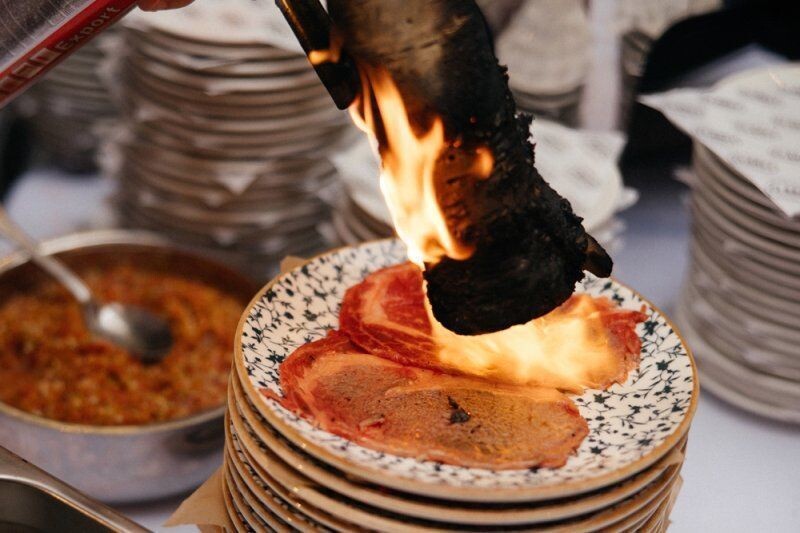    "Сказочный пикник Гельвеции" и "Кудыкины горы" пройдут в Санкт-Петербурге 18 апреля