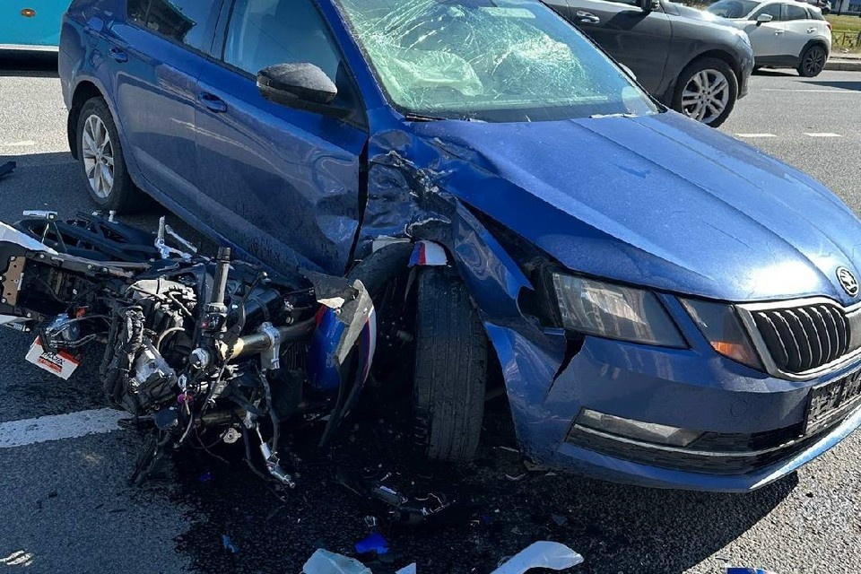    Мотоциклист попал в больницу после ДТП. Фото: "Мотосолидарность".