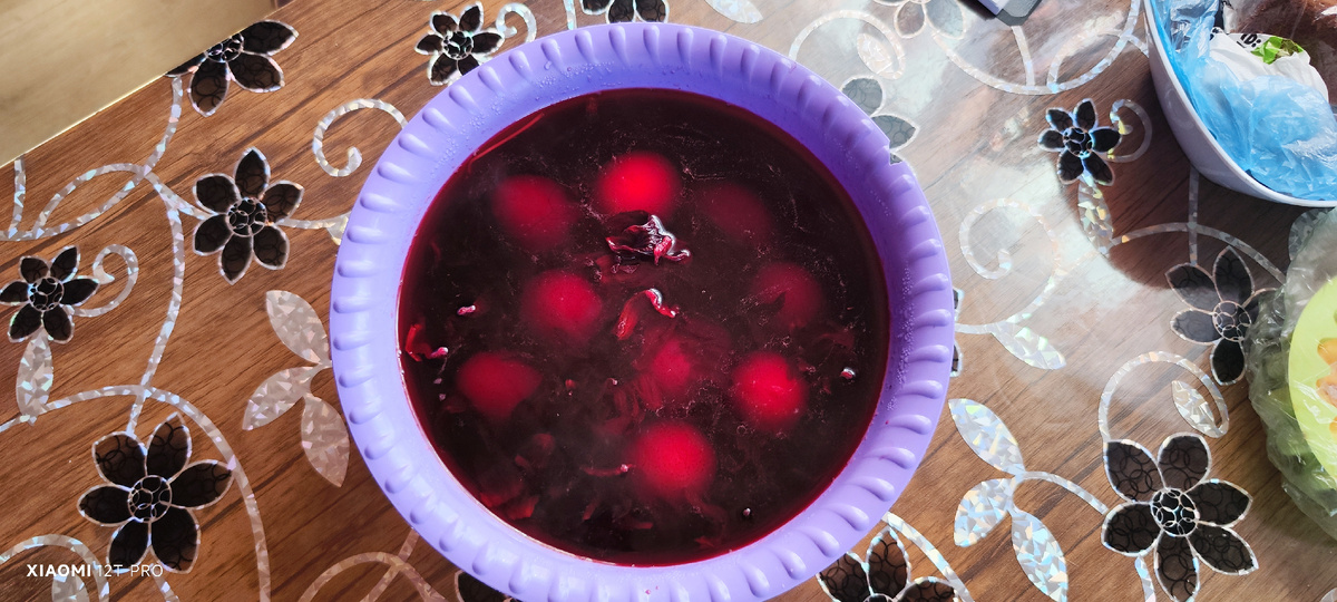 Процесс окрашивания начался.