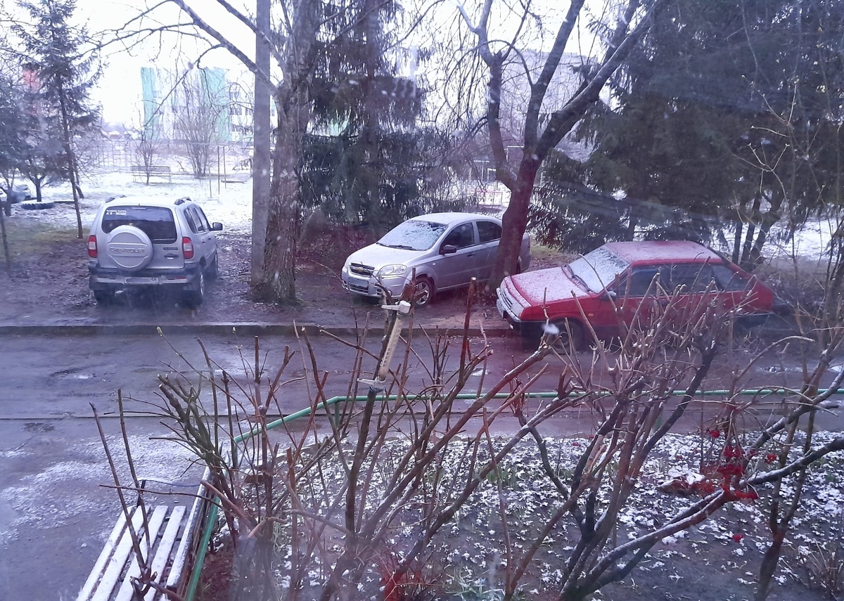 Снег десятого апреля