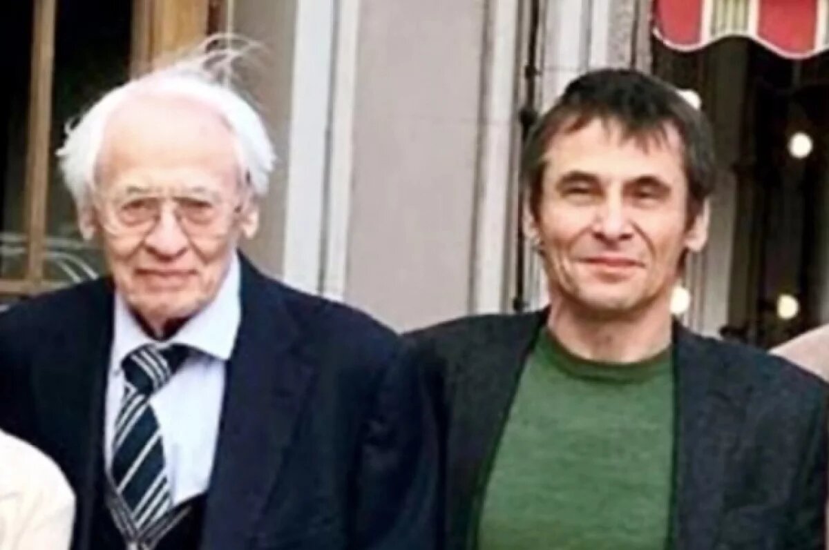    Никас Сафронов рассказал о семье умершего актера Алексея Наумова из «Бега»