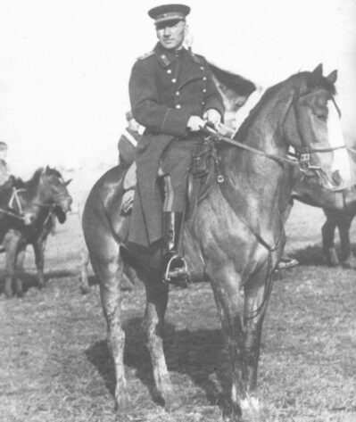    Командир корпуса Исса Александрович Плиев под Одессой. Апрель 1944 г.