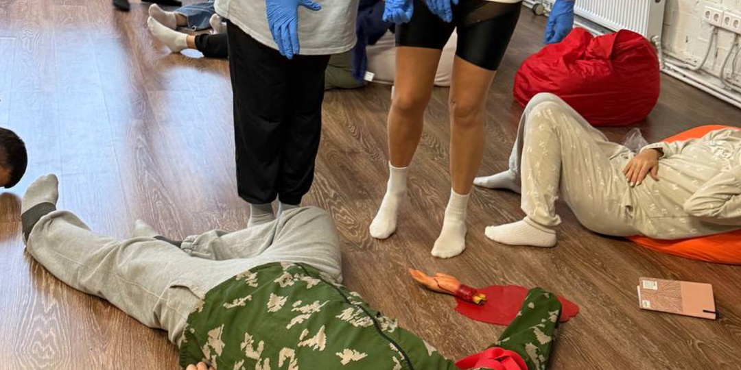 Первая помощь в Екатеринбурге: чему вас реально научат на очных курсах “Спасти жизнь”