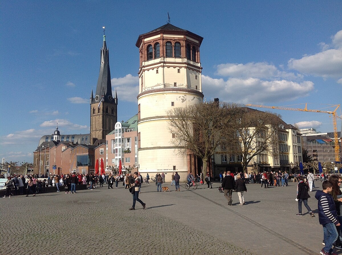 Дюссельдорф. Бургплатц.