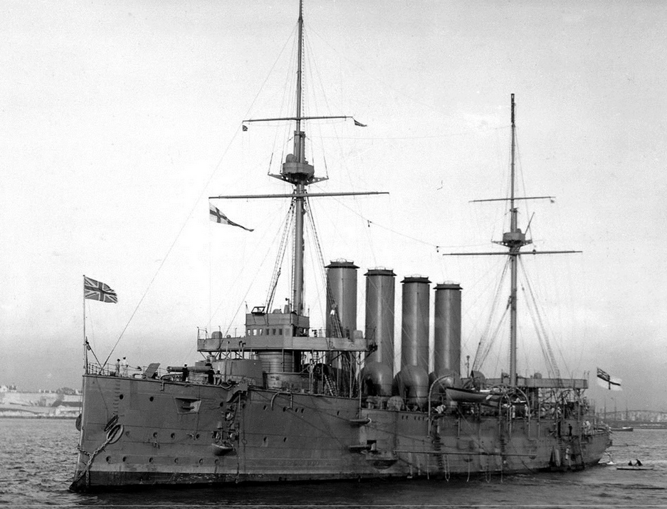 Вторым потопленным крейсером стал крейсер "Хог"