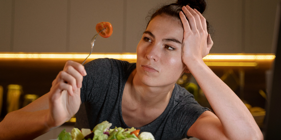 Почему после алкоголя пропадает аппетит