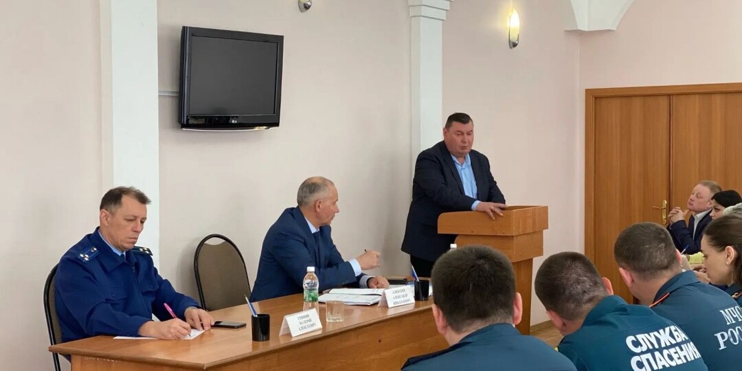 Безопасность Новочебоксарска: власти и прокуратура обсудили подготовку к лету и риски