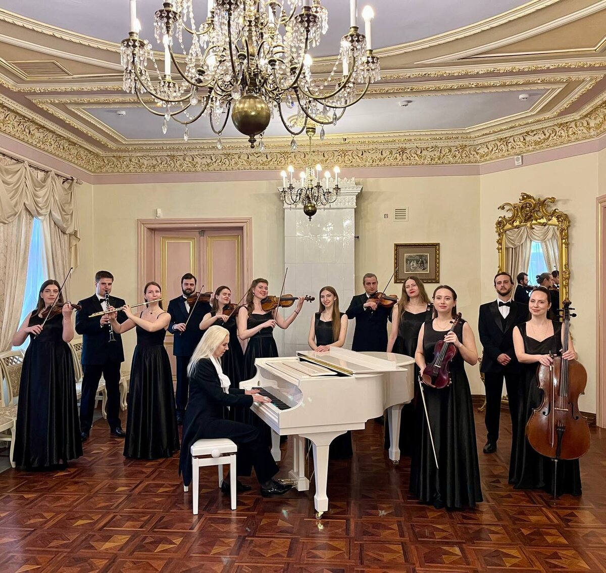 Листайте вправо, чтобы увидеть больше изображений