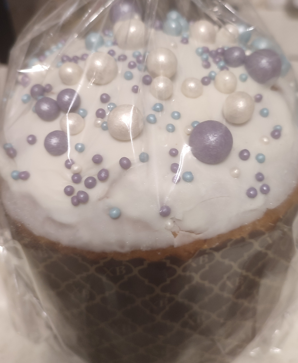 В этом году у нас  кулич из пекарни Волчека