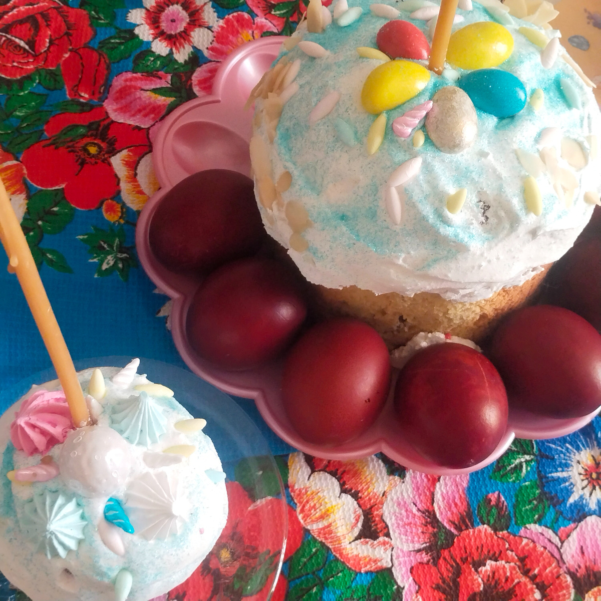 Яиц на всю тарелку не хватило, но мне много и не надо, поскольку одна живу