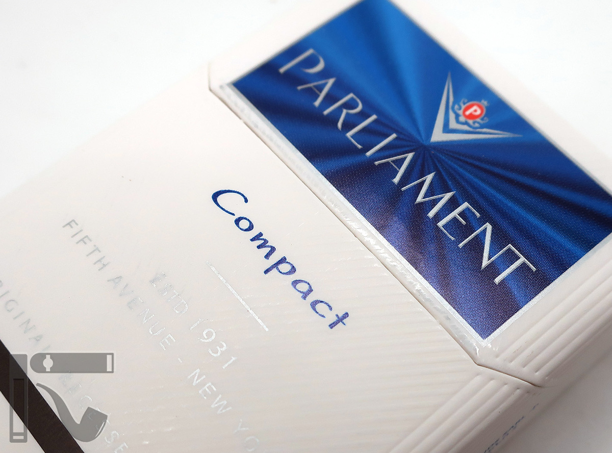Сигареты Parliament Compact. Фото: © канал "Уголок Курильщика"