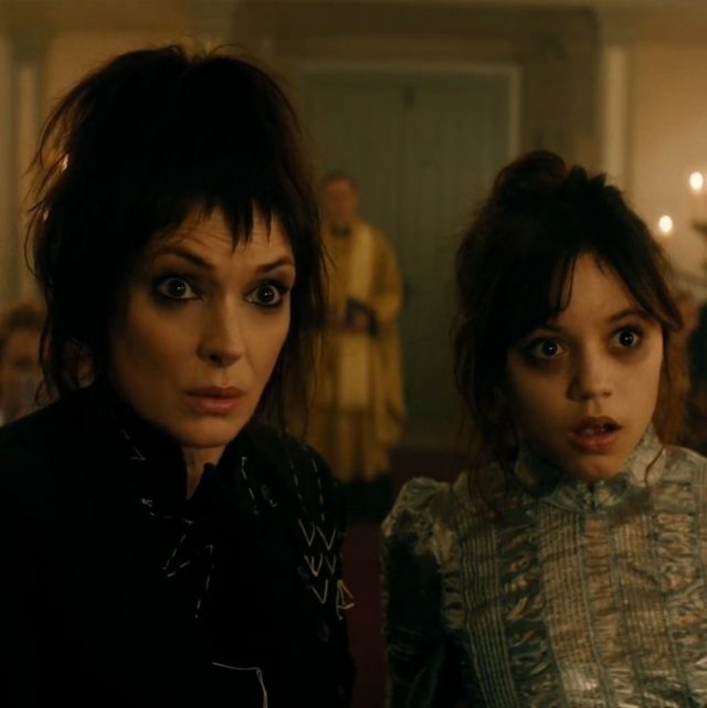    Кадр из фильма «Битлджус 2» (Beetlejuice Beetlejuice, США, 2024)