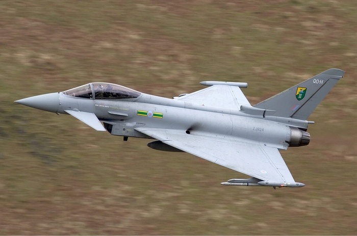 Eurofighter Typhoon имеет 13 точек подвески для бомб и ракет. Фото: wikimedia.org