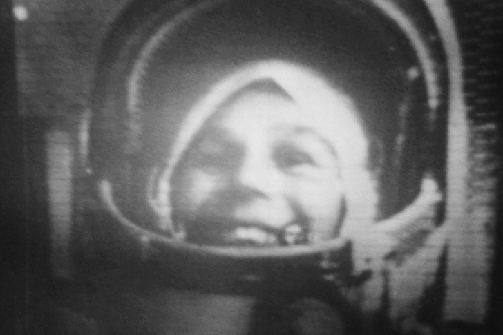 Валентина Терешкова во время полета на корабле Восток-6