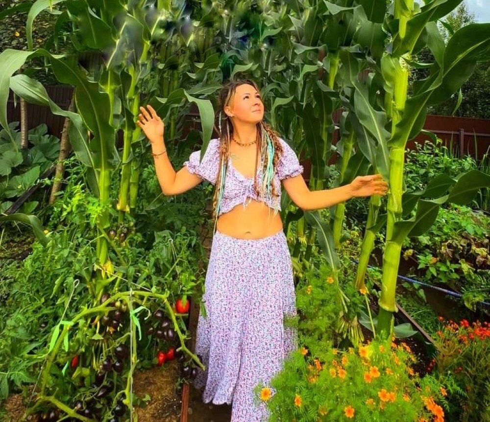    По словам Екатерины, на одном квадратном метре можно разместить и до пяти арбузов. Фото: из личного архива Екатерины Казаковой