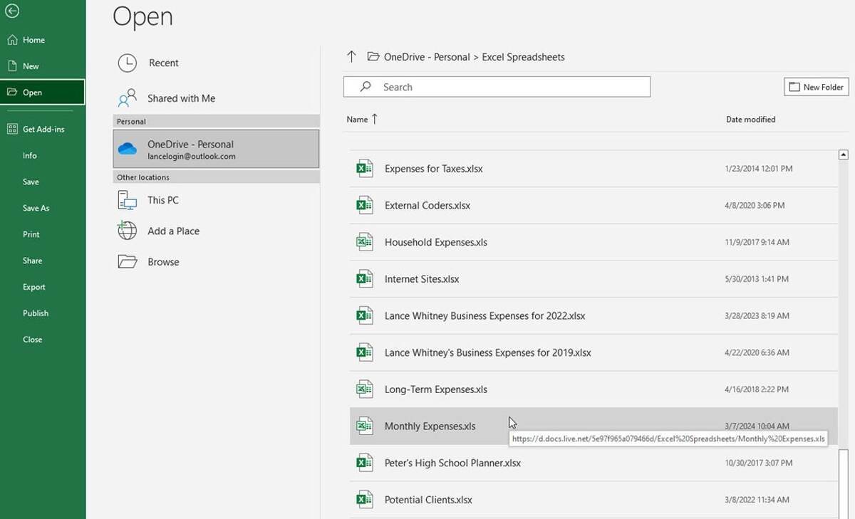    Интерфейс Microsoft Excel с открытой панелью Copilot. Источник: zdnet.com
