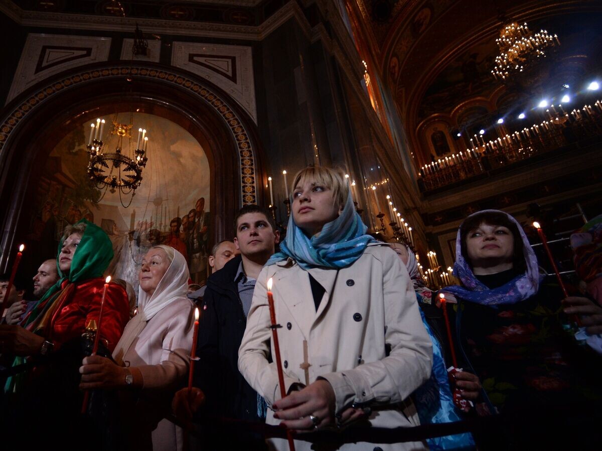    Пасхальное богослужение в храме Христа Спасителя в Москве | © РИА Новости / Алексей Филиппов