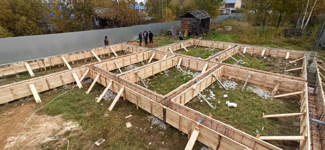 Ростверк в фундаменте: что это такое простыми словами — виды, устройство, применение