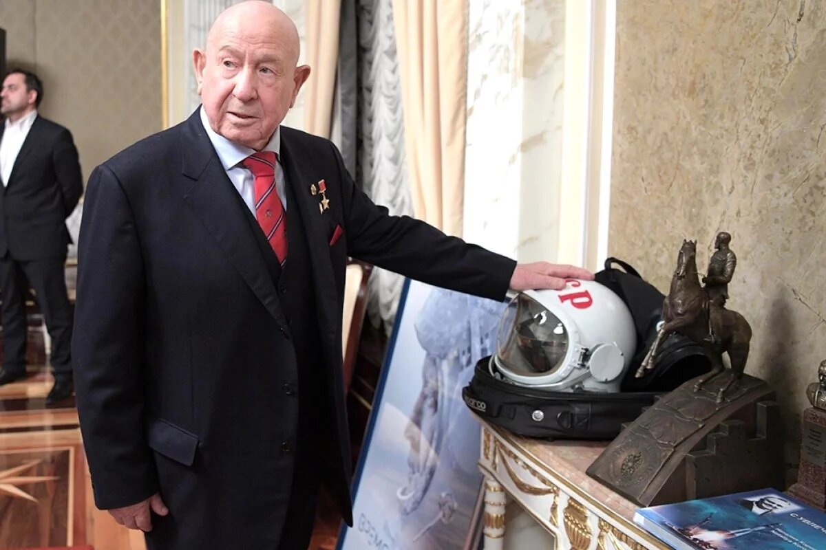    Алексей Леонов