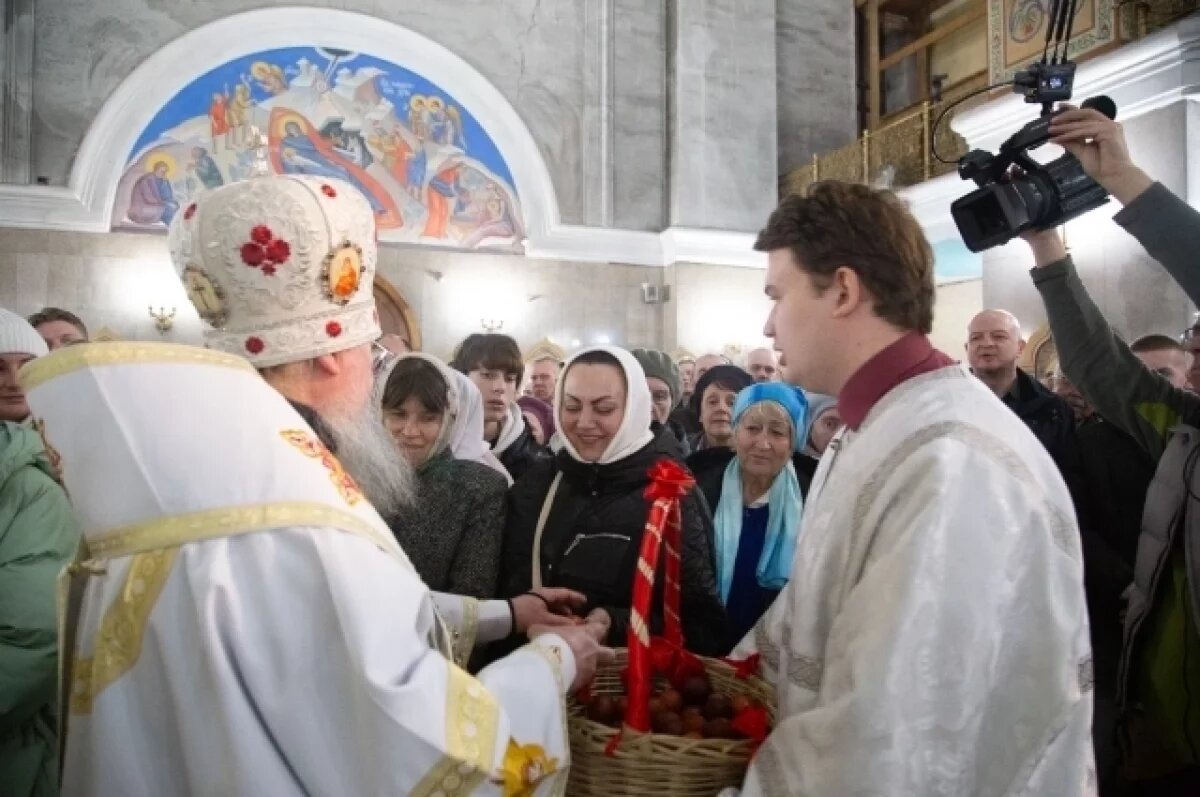    Митрополит Никита огласил пасхальное послание Святейшего Патриарха Московского и всея Руси Кирилла