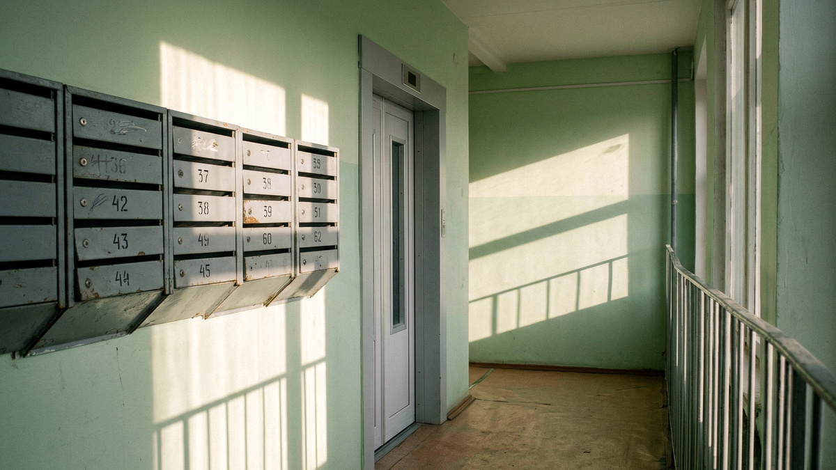 Нашла в почтовом ящике чертёж из 1974 года с моей подписью