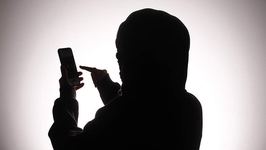 Эксперт предупредил о мошеннической схеме с фальшивыми курьерами