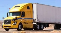 Во Франции мальчик больше года прожил в фургоне без душа и другого надлежащего ухода, будучи запертым там отцом, сообщает французский телеканал BFM TV.Ребенка, которому сейчас девять лет, спасли в начале текущей недели. В полицию обратился живущий по соседству мужчина, услышав шум из припаркованного рядом транспортного средства, информирует СМИ.Прибывшие на место правоохранители обнаружили в фургоне обнаженного мальчика, лежавшего под одеялом в позе эмбриона среди экскрементов, говорится в материале телеканала. Уточняется также, что ребенок был бледным, истощенным и не мог ходить из-за долгого нахождения в сидячем положении.Мальчика экстренно доставили в больницу. По словам ребенка, отмечает BFM TV, его закрыли и не выпускали из фургона с декабря 2024 года. Именно в то время, как показало первоначальное расследование, он резко перестал ходить в школу и появляться на людях, рассказывают журналисты.Отец ребенка, 43-летний мужчина, заявил, что поступил так с сыном, чтобы якобы защитить от мачехи — своей 37-летней партнерши, с которой он проживает, а также еще с двумя дочерями. По его словам, женщина хотела отправить мальчика в психиатрическую больницу, информирует телеканал.В материале уточняется, что паре предъявили обвинения в похищении человека, лишении его свободы и невыполнении обязанностей по уходу за ребенком. Кроме того, мачеху также обвинили в неоказании помощи мальчику.По данным канала, все дети были изъяты из семьи и их отправят в детский дом.