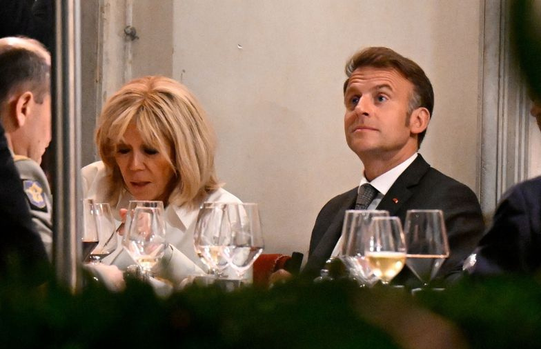    Источник: Backgrid | Макроны в Риме