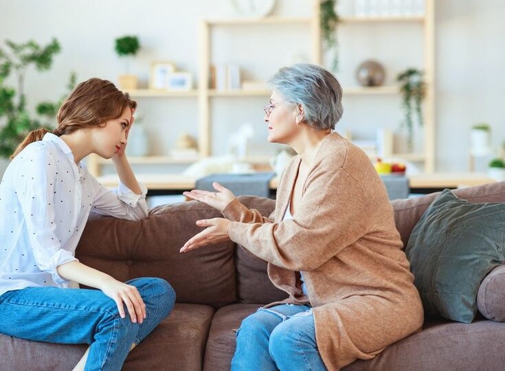 - Квартира Борису, ты на улицу, - бывшая свекровь расставила приоритеты