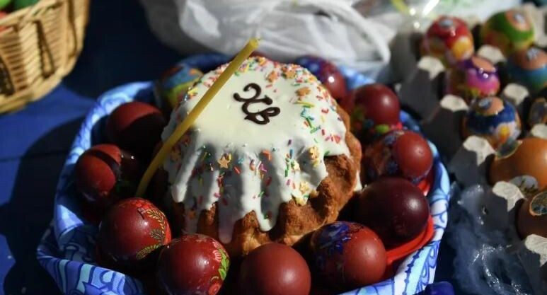 Священник Береговой: скорлупа от пасхальных яиц не является святыней