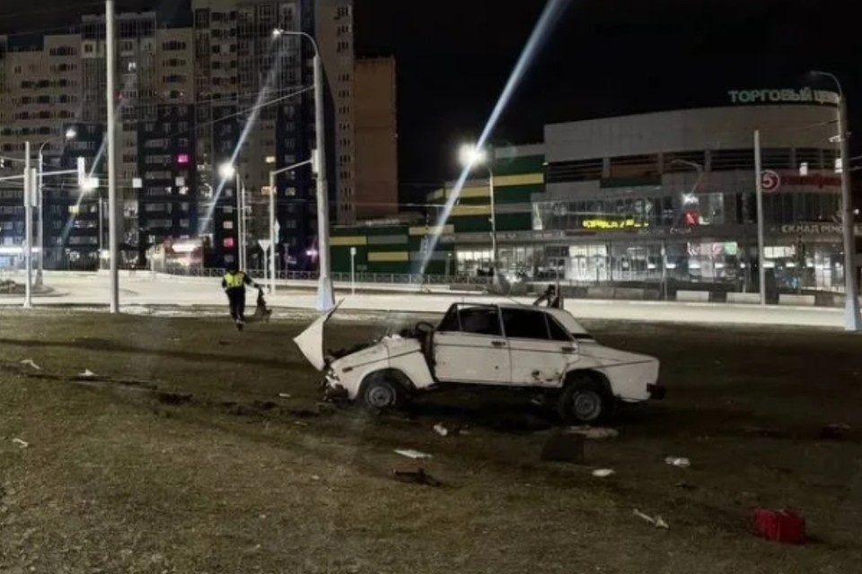    Водитель попал в больницу.