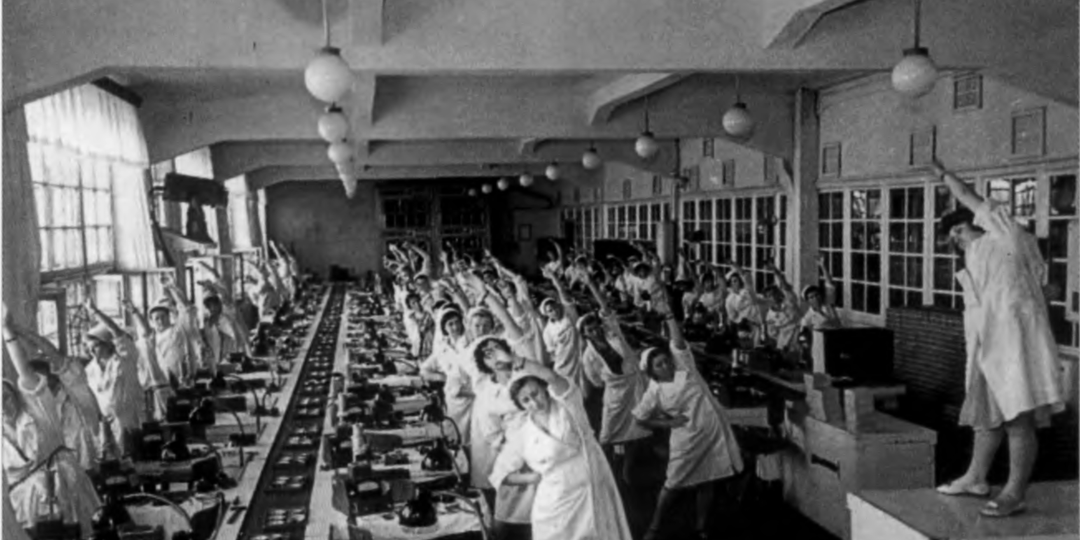 Прогулка по Ленинграду 1950 года. 15 снимков города 76 лет назад