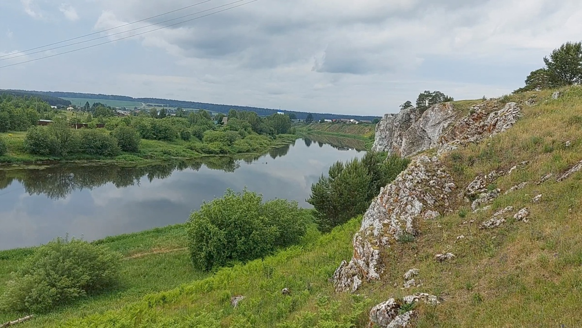 Река Чусовая, село Слобода, камень Слободской
