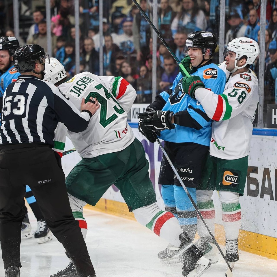    Борьба в плей-офф идет на каждом участке площадки. Фото: социальные сети ХК «Динамо-Минск».