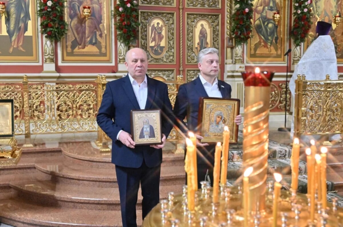    Сергей Кравчук поздравил хабаровчан с Пасхой