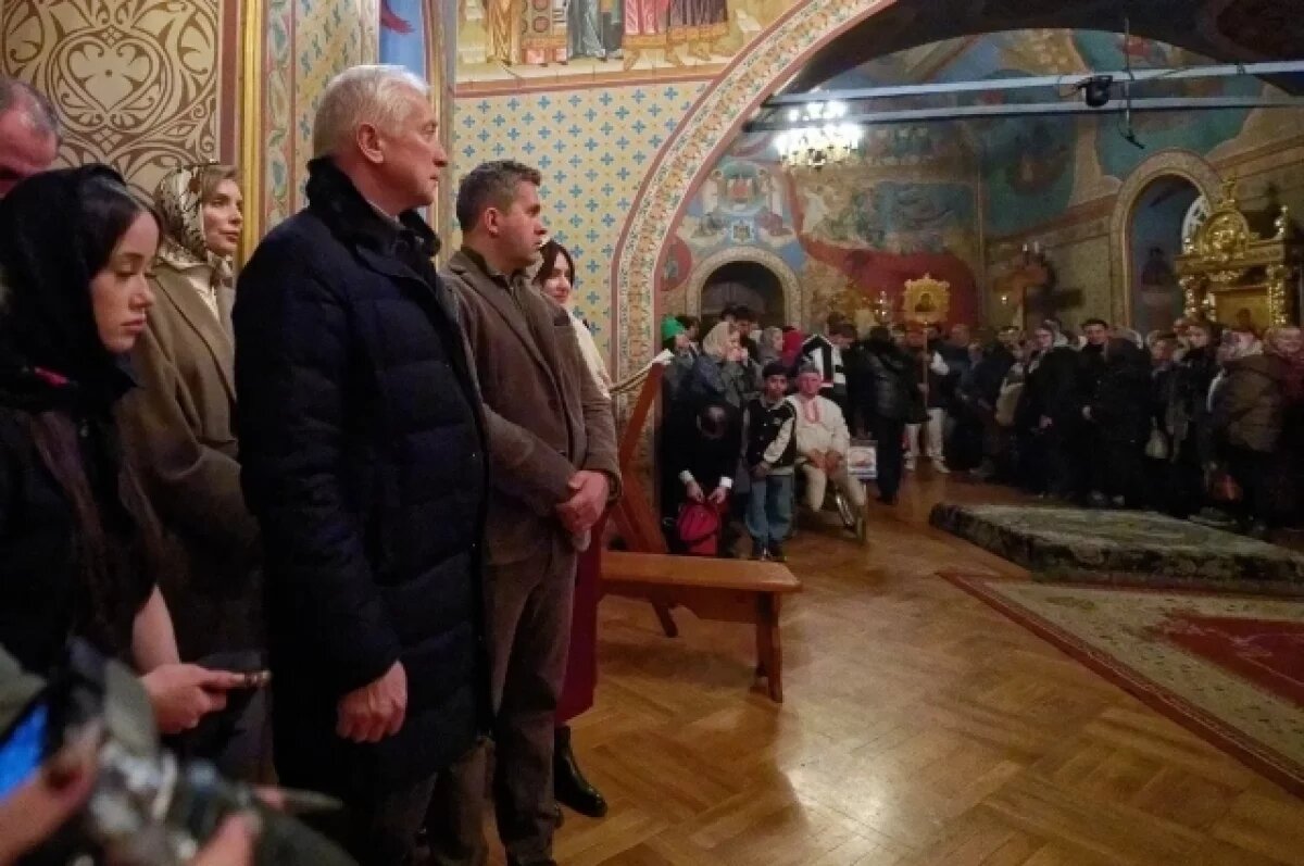    Владимир Мазур и Дмитрий Махиня посетили пасхальное богослужение в Томске