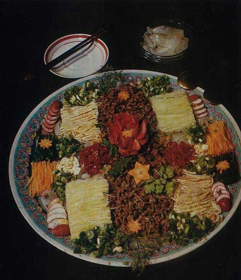 Уйгурская закуска «Гуль Тавак» из овощей. Это прекрасное блюдо, которое просто радует глаз