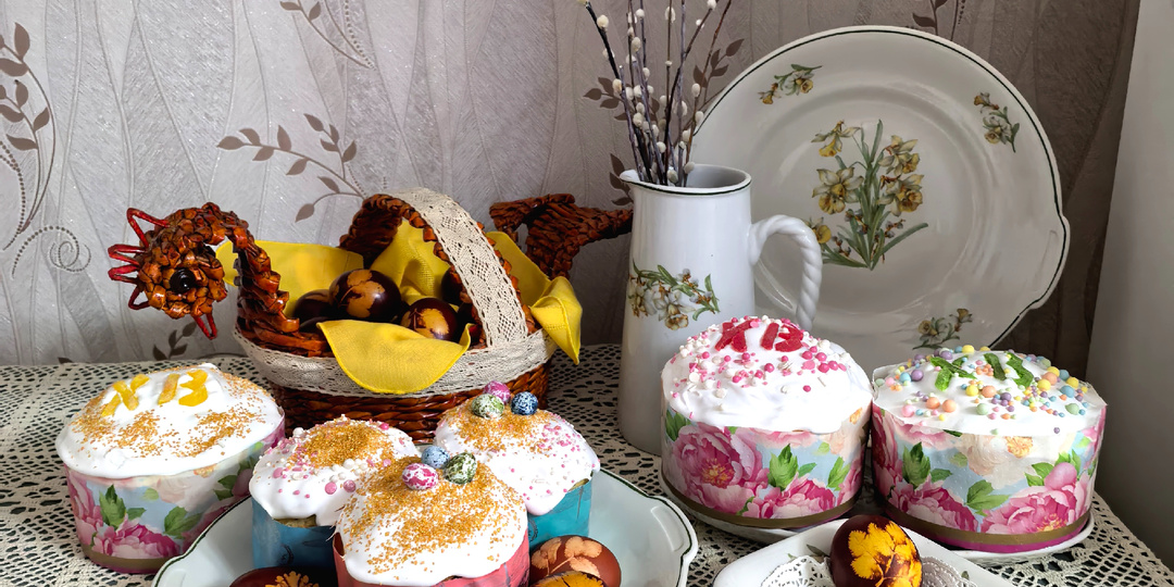 Фарфор с Нарциссами в светлый Праздник Пасхи и моё новое блюдо из Песочни
