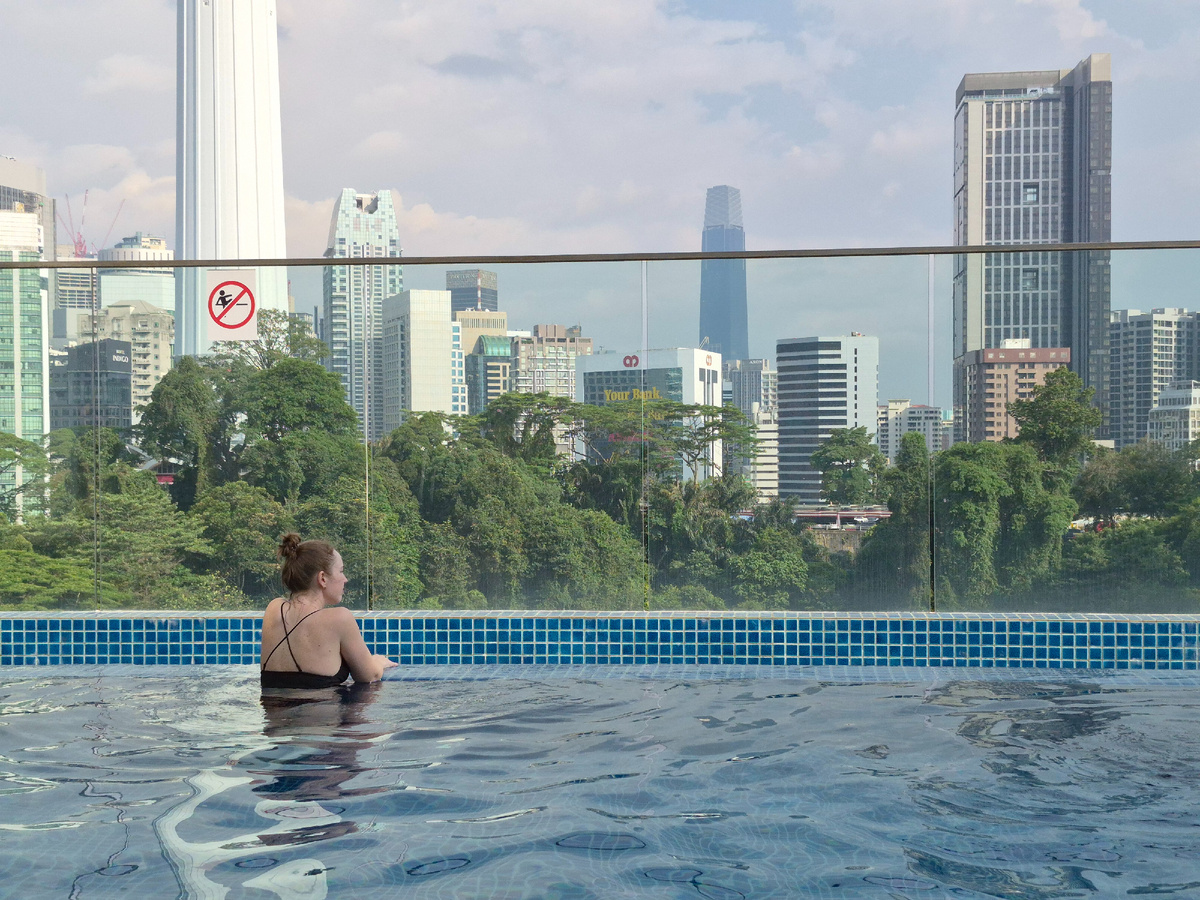 Бассейн на крыше