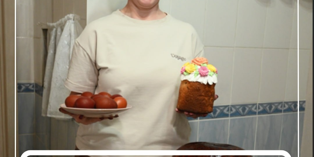 Калі ўспомніць, то ў дзяцінстве мы заўсёды з бабуляй фарбавалі яйкі, пяклі ў печы кулічы і пірагі