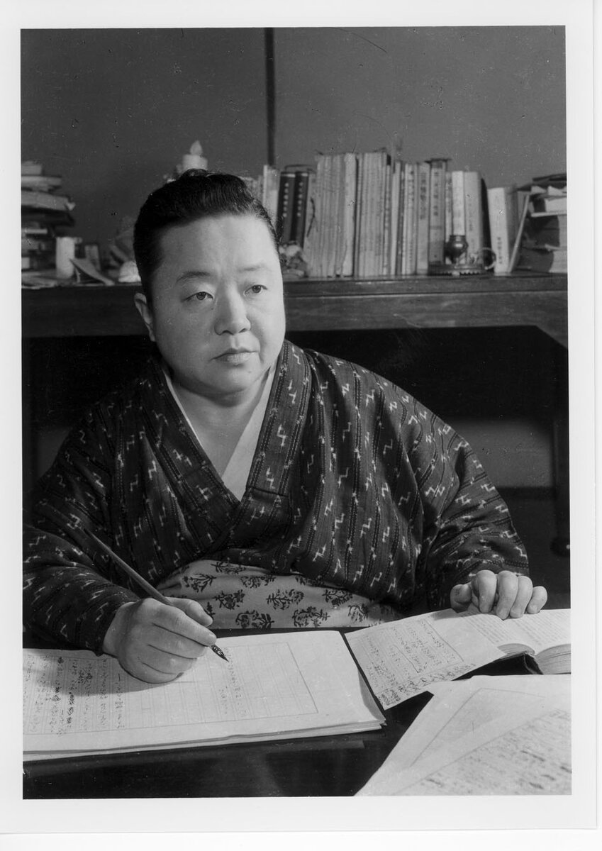 Юрико Миямото , японская писательница 